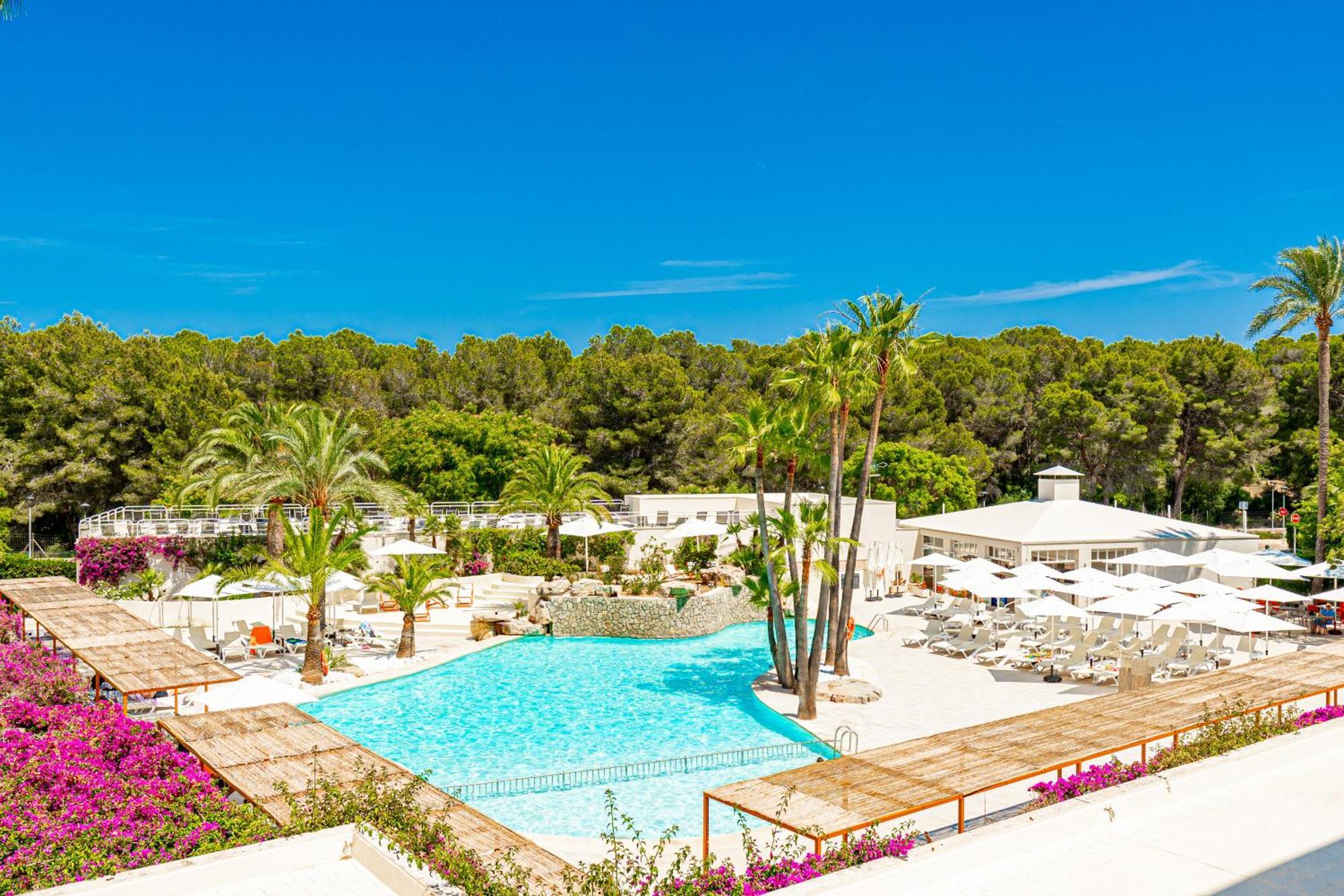 Hotel Rosella Affiliated By Intelier Sa Coma  Exterior photo
